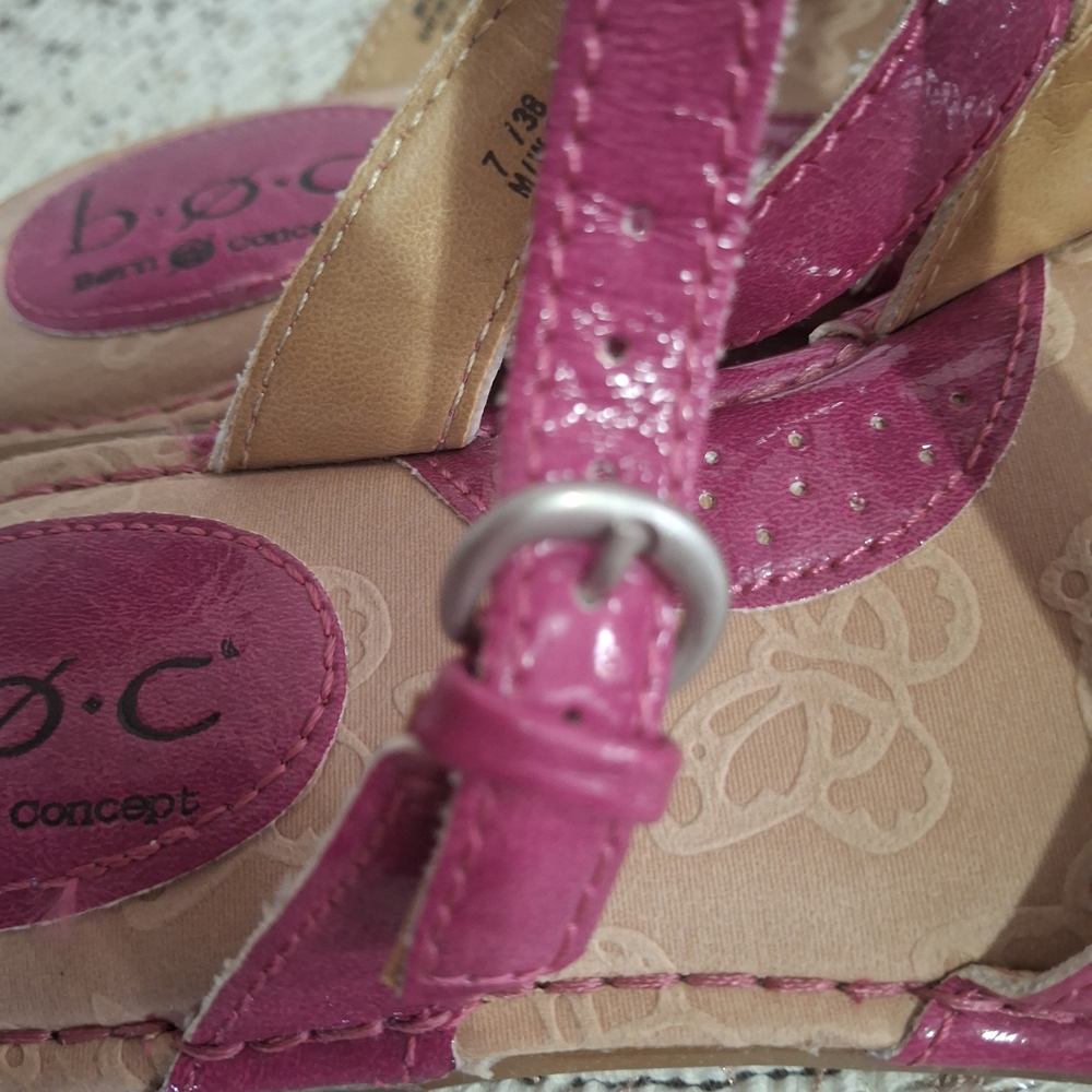 b.o.c. Women's Pink Sandals Size 7. - Picture 6 of 12